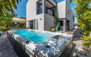Amazing Home In Biograd With Heated Swimming Pool